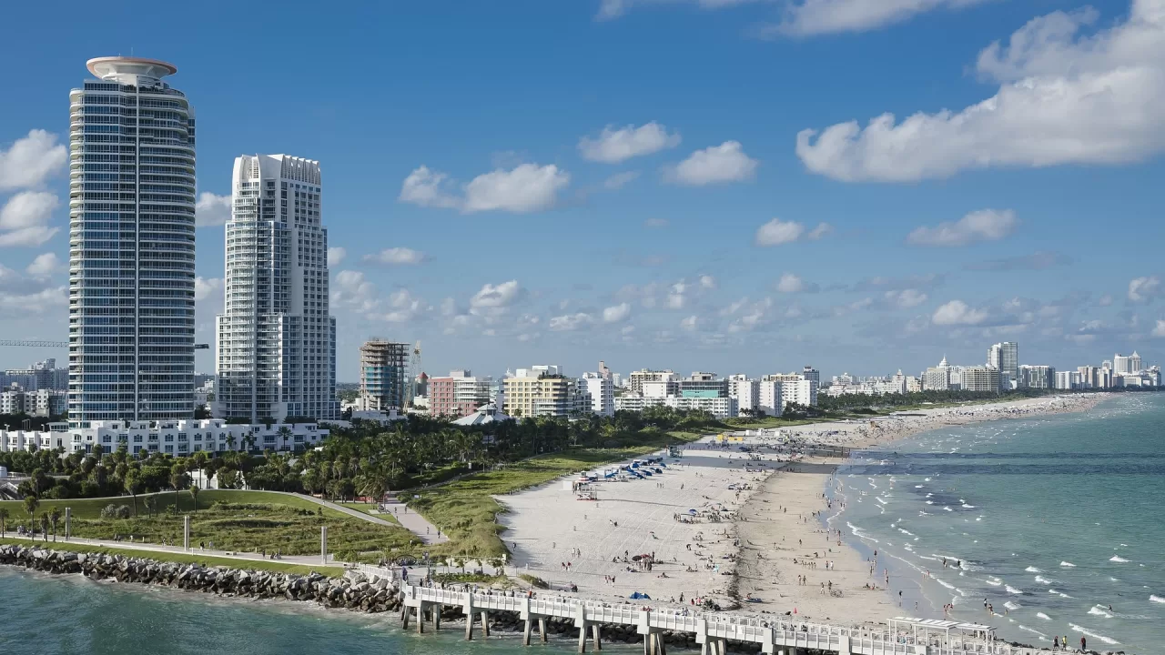 miami 1198921 1920 jpg webp
