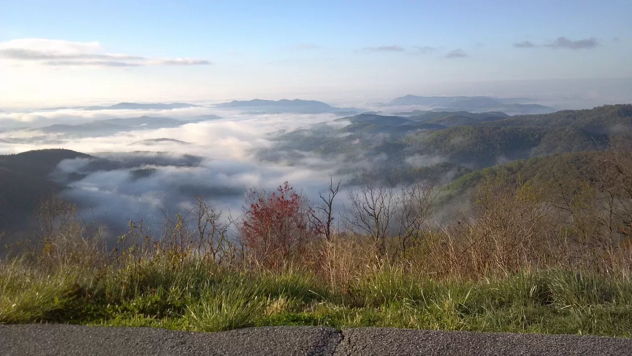 blue ridge parkway 5175057 1280 jpg