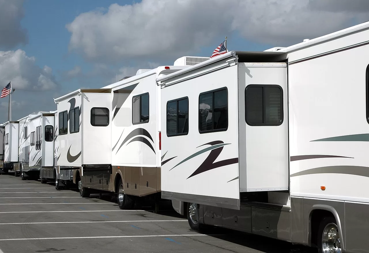 recreational vehicle g393d6ff66 1280 jpg