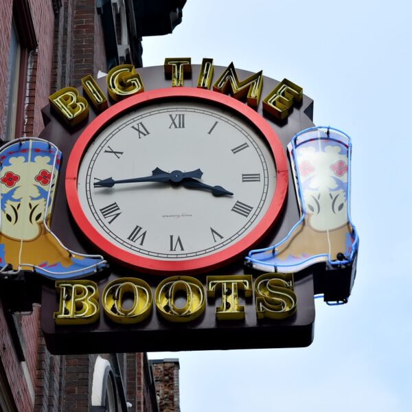 neon sign, business, sign-3256773.jpg