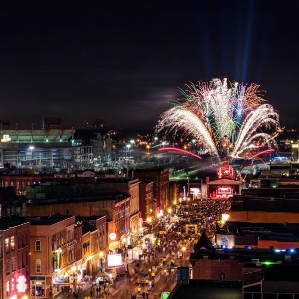 nashville, fireworks, new year's eve-936399.jpg