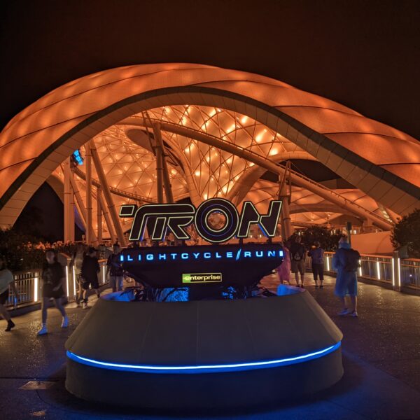 Tron Lightcycle Disney
